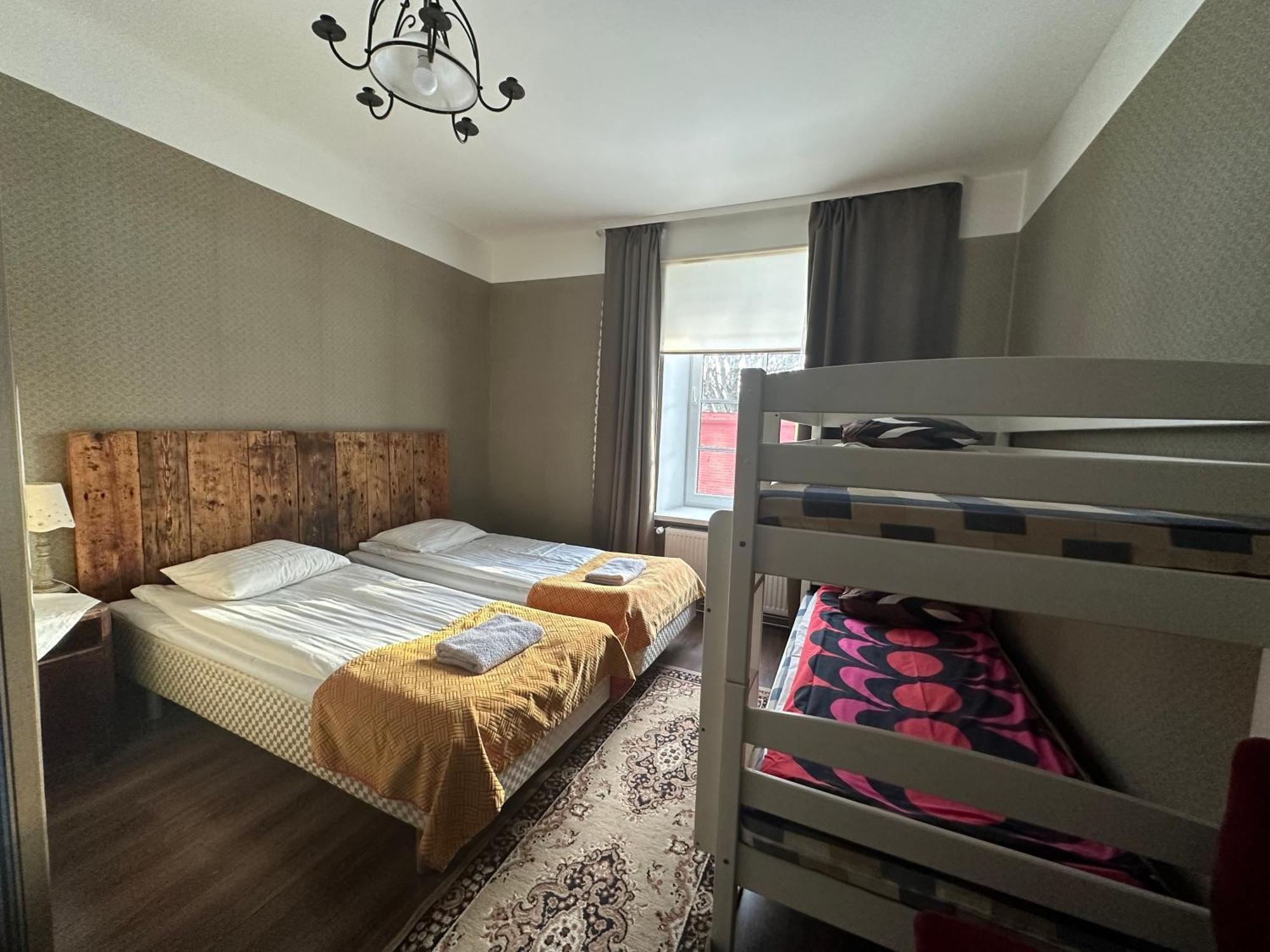 Guesthouse Kadrina Mois Luaran gambar