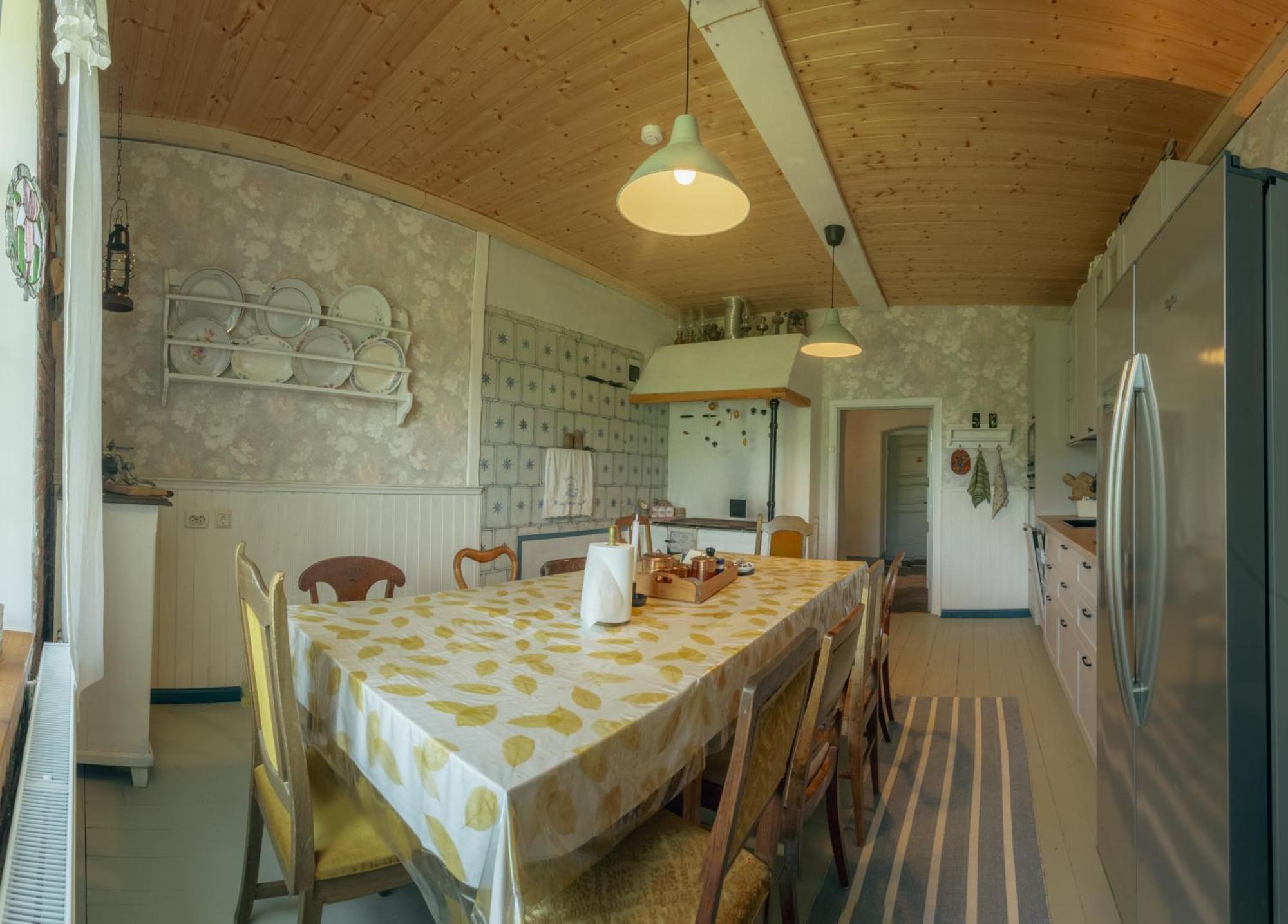 Guesthouse Kadrina Mois Luaran gambar