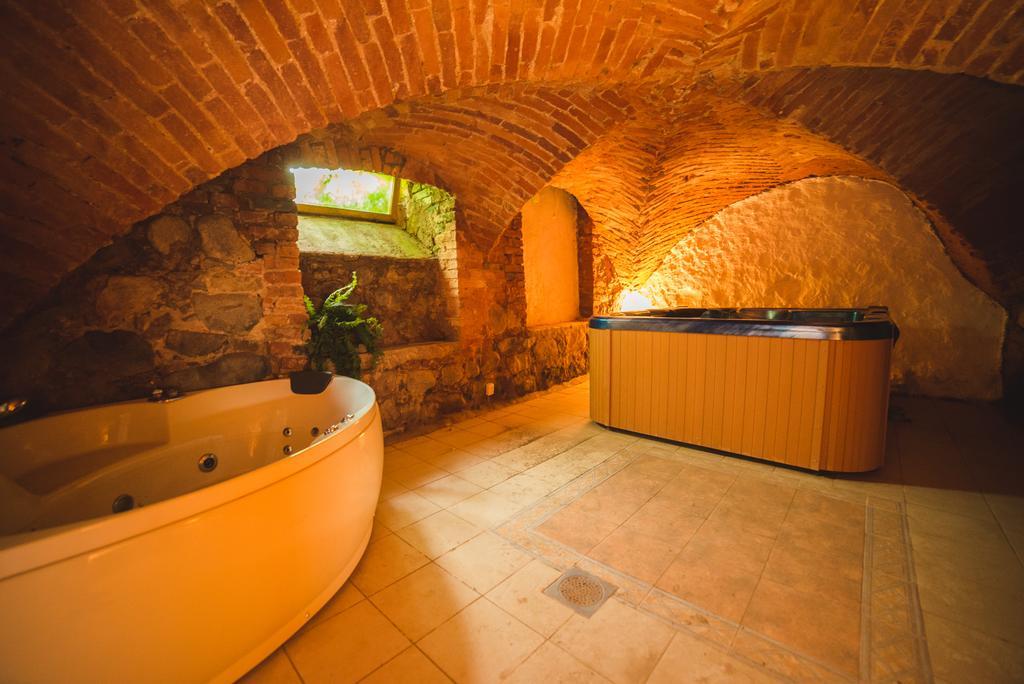 Guesthouse Kadrina Mois Luaran gambar